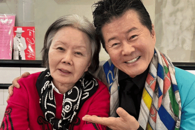 태진아, ‘치매 옥경이’ 둔 채 홀로 미국行…