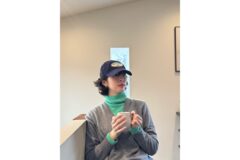 민트향 가득한 비주얼 서은수, 가디건 레이어드로 완성한 상큼한 브런치 룩