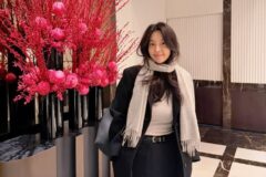 우아함의 결정체 한지혜, 블랙 코트로 완성한 고품격 ‘재벌가 며느리 룩’