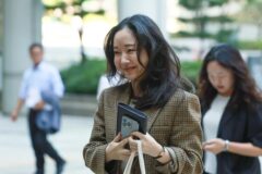 민희진, 하이브 상대 주식 풋옵션 소송 승소… 법원 “255억 지급하라”