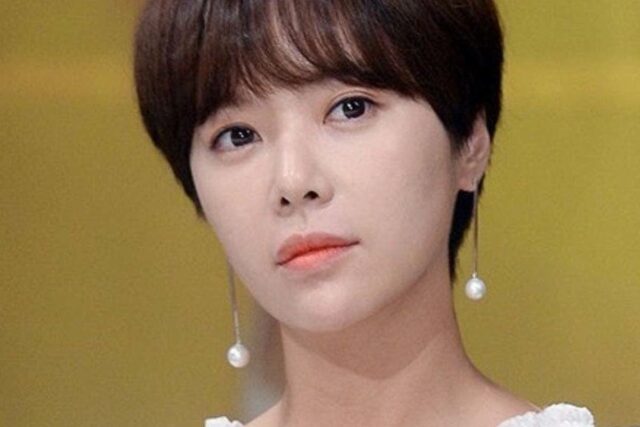 ’43억 횡령’ 황정음, 자숙 중 올린 사진… 논란 확산