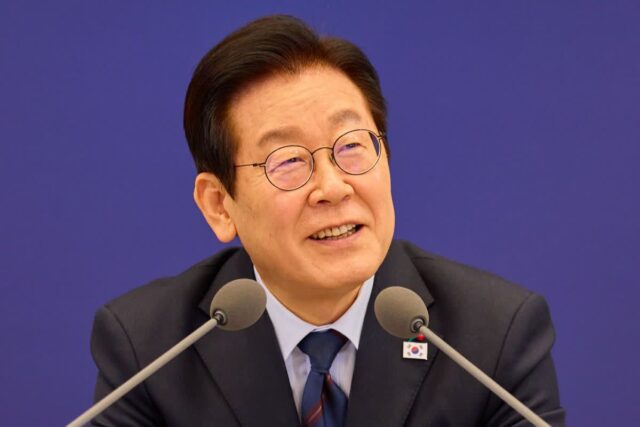 李, 민심 잡았다… 지지율 ‘고공행진’