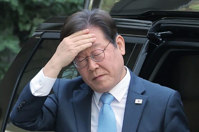 李 대통령, ‘외면’ 당했다… 싸늘한 반응