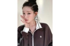 (솔직히 샤넬보다 예뻐) 요즘 여배우들 단체복이라는 ’10만원대 자켓’