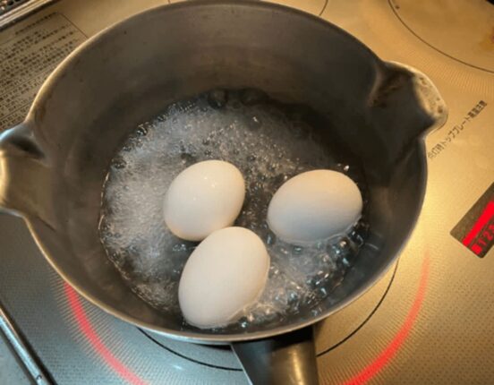 삶은계란 삶을 때 “이것 한조각” 꼭 넣으세요, 차원이 다른 맛에 놀랍니다.