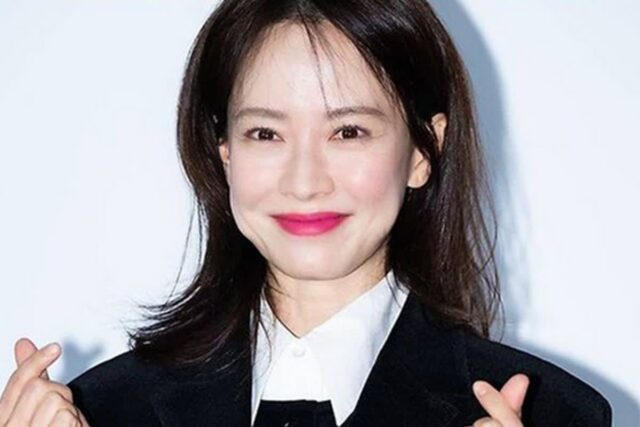 ‘미혼’ 송지효, 엄마 됐다… “축하합니다”