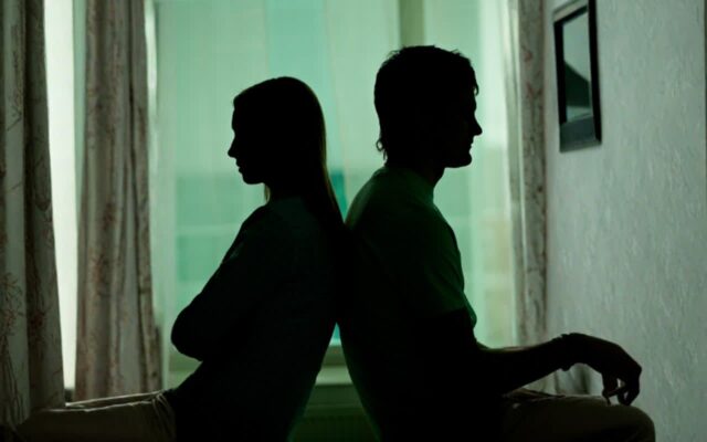 살면서 가족에게 절대 하면 안 되는 말 “3위 너 때문에, 2위 외모 욕, 1위는?”