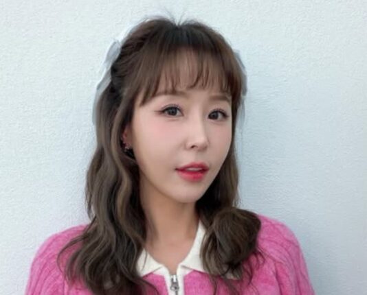 신지 로또 당첨! “엄마 나 복권 당첨됐어”… 5월 결혼 앞두고 ‘행운의 징조’
