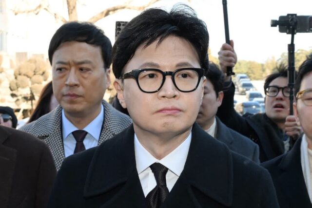 한동훈, 기습 공격 당해… 지지자 ‘오열’