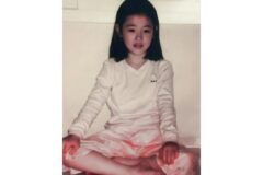 故 설리, 오빠가 공개한 생전 미공개 사진…”웃는 얼굴로 슬프게 울어”