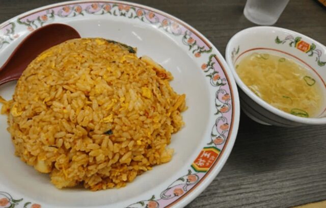 김치볶음밥은 “이렇게” 만드세요, 불 안써도 3분만에 완성 됩니다.