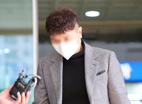 ‘출연료 횡령’ 박수홍 친형, 대법원서 징역 3년 6개월 확정