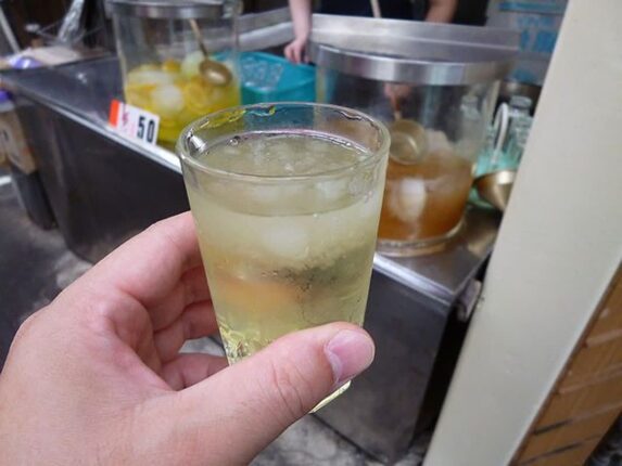 “커피 대신 아침마다 마셨더니..” 뱃살 쏙 빠지고 지방간 고친 대망의 1위 음료