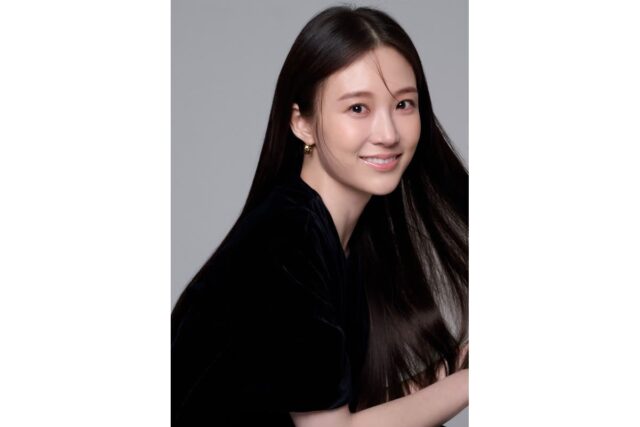 너무 예뻐 소지섭 소속사가 바로 영입한 매력적인 미모의 여배우