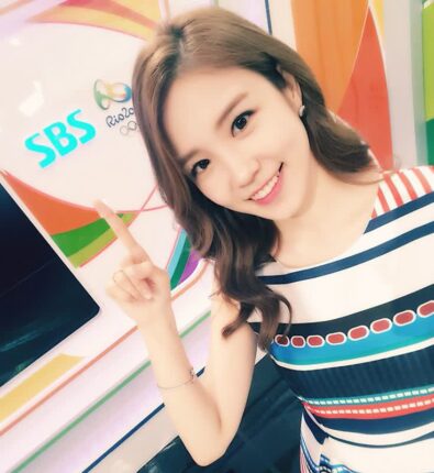 1900:1 뚫고 22세에 SBS 아나운서 근황
