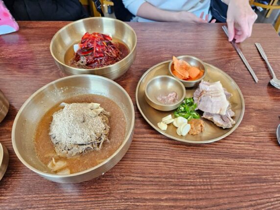 김포 막국수 맛집 음식이 깔끔한 서조막국수