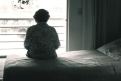 인생의 끝자락에 선 사람들이 “공통적으로 후회한 것 3가지” 1위 이것.