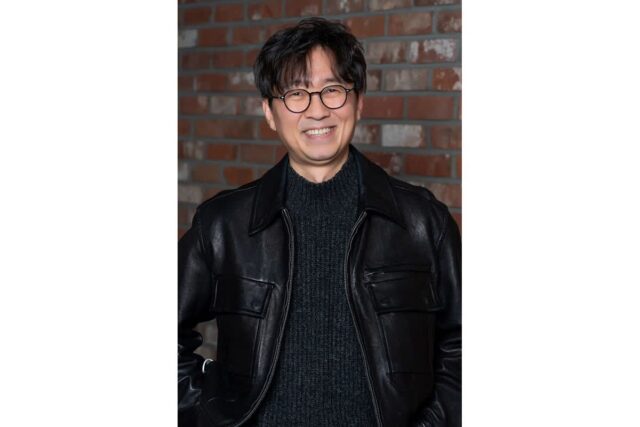 ‘왕사남’ 장항준 , 박찬욱 축하 문자 자랑 “살다 보니 이런 일이”