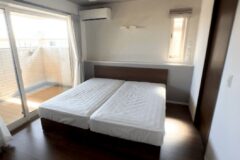 잠잘 때 “이런 증상” 겪는 사람, 남들보다 심장건강이 3배 빨리 망가집니다.