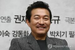 “소주 4잔 마셨다”… 배우 이재룡, 강남 음주 사고 시인하며 ‘위드마크’ 수사 국면
