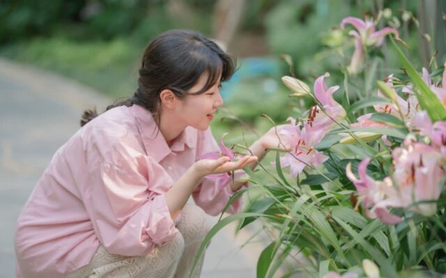 “직업도 외모도 아니다” 나이들수록 얼굴에 생기가 도는 사람들의 특징 1위