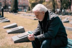 아내가 죽었을 때, 남자가 가장 많이 느낀다는 감정