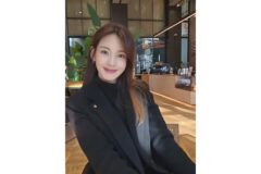 미녀 싱글맘 배우, 택시기사 하더니 보험설계사까지? “깜짝 근황”