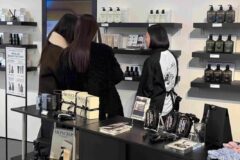 몽클로스, AK플라자 홍대 팝업스토어 운영…1030·외국인 고객 공략