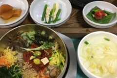 ‘봄동’비빔밥보다 ‘육회’비빔밥!, 맛깔나게 비벼먹는 육회비빔밥 맛집 5곳