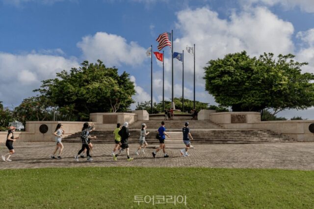 [르포] 서태평양 해안을 달리다… 러너들의 축제 ‘사이판 마라톤 2026’