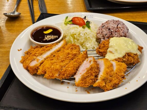 운양동 맛집 푸짐하고 바삭한 홍익돈까스 김포운양점
