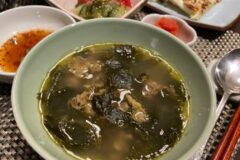 미역국에 소고기 대신 “이 음식”을 넣으세요, 한식 셰프도 이건 몰랐습니다.