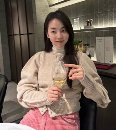 ‘올해 유행’ 확정된 안소희 역대급 컬러 가디건 코디 꿀조합