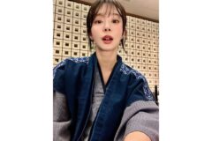 “이주빈의 4세대 걸그룹 뺨치는” 풀뱅 앞머리 로우 번 머리