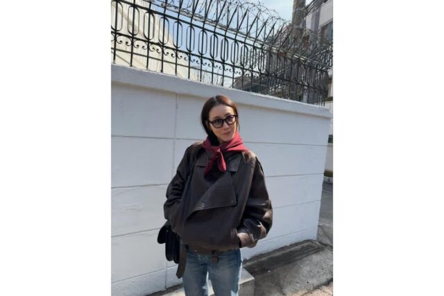 [포토&] 최지우, 가죽 재킷 완벽 소화한 ‘워너비 슬랜더’ 일상 패션
