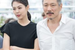 불륜 김민희, 홍상수 감독과  당당한 공항 나들이 목격담