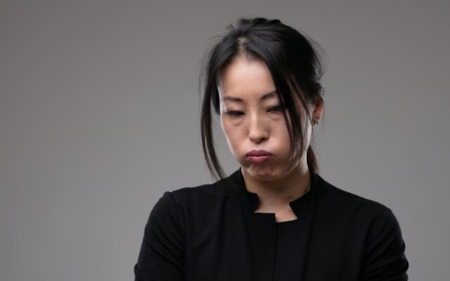 못 배운 티가 심하게 나는 사람들 공통점 4가지