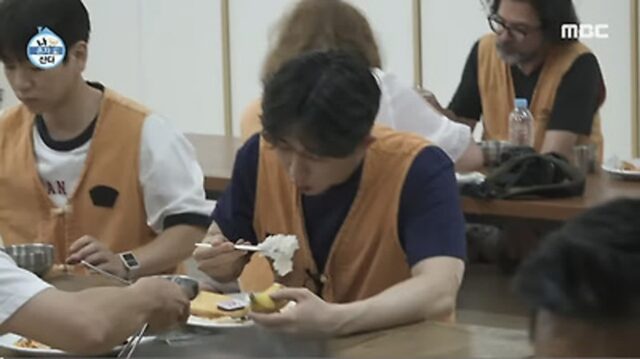 [나혼자산다] 절밥 먹고 입 터진 코쿤