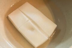 내과의사가 밝힌 “췌장에 설탕보다도 더 최악이라는 4가지 음식.”