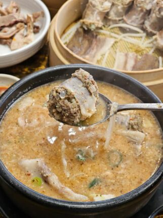 석모리 맛집 푸짐하고 진한 팔담순대 김포본점 순대국