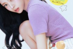 솔로곡 발표현장 화이트 유나.jpg