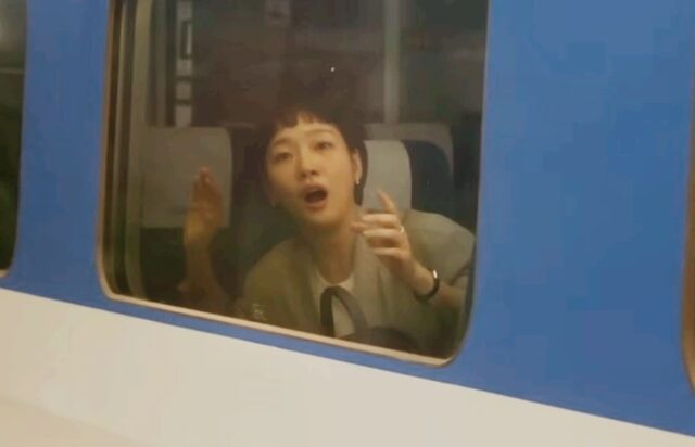 시즌 1,2 모두 대박났는데 후속이 없어 의문인 드라마, 결국 3년만에…