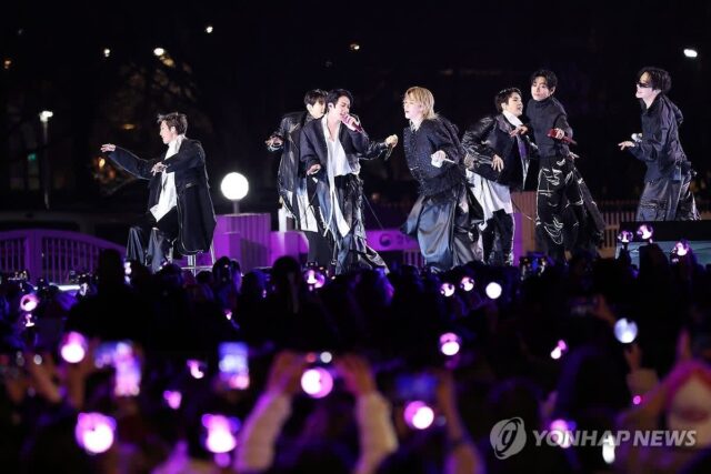 [기업 이슈] “BTS 투어 수익 1.5조 예상” 하이브 주가 3.9% 반등