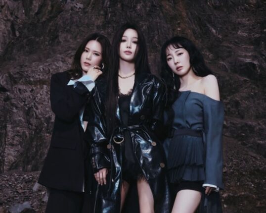씨야, 15년 만에 완전체 재결합…데뷔 20주년 신곡 발표