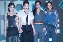 [NF포토] 2026 F/W 패션코드(FASHION KODE) ‘페노메논시퍼’ 포토콜 현장, 걸그룹 아이멧유의 개성 넘치는 스타일과 당찬 포부