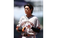 1루 땅볼→볼넷→뜬공→삼진…이정후 이상하다…“설마 슬럼프 시작?”