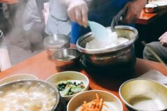 ‘밥이 보약’ 갓 지어서 윤기가 좔좔 흐르는 냄비밥 맛집 4