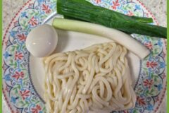 신기하게도 짜장맛이 나는 파기름 비빔우동