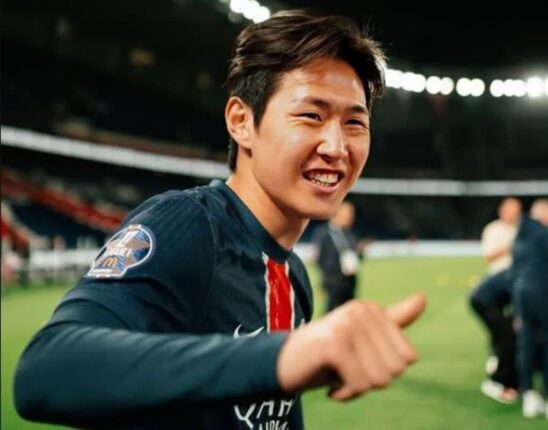 “또 선발이었다” 이강인, 추가골 장면 만든 뒤 PSG 벤치도 놀랐다