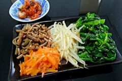 “마트가면 장바구니에 꼭 담아오세요” 시력 보호하고 눈 노화 늦춰주는 1위 채소